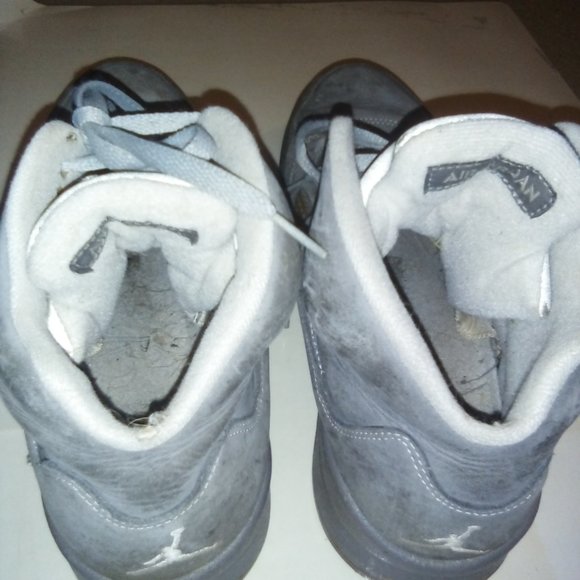 Size 12 -Nike Air  Jordan 5 Retro Wolf Grey 2011 main image 4